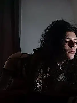 Hellebora online show from 12-16-25, 10:31