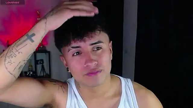 Snapshot of boy_nathy chatting on 12-18-25, 11:22 boy nathy online show from 12-18-25, 11:22