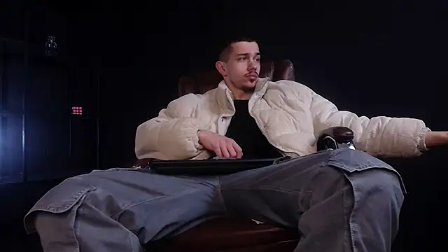 Snapshot of KaydenDrew chatting on 01-17-26, 05:34 KaydenDrew online show from 01-17-26, 05:34