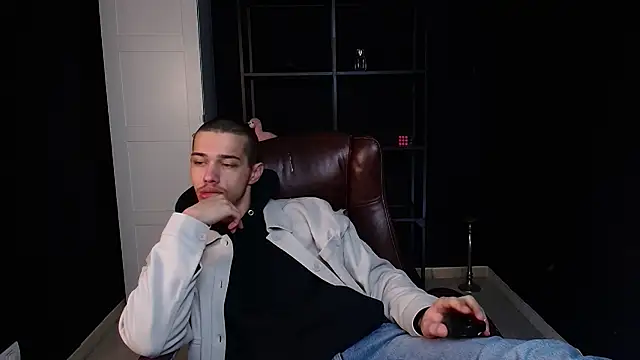 Snapshot of KaydenDrew chatting on 02-04-26, 05:13 KaydenDrew online show from 02-04-26, 05:13