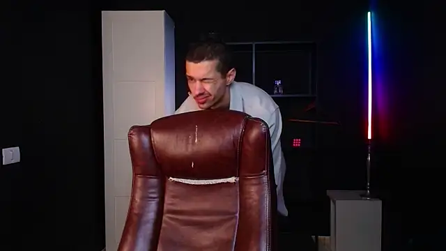 Snapshot of KaydenDrew chatting on 02-16-26, 05:14 KaydenDrew online show from 02-16-26, 05:14