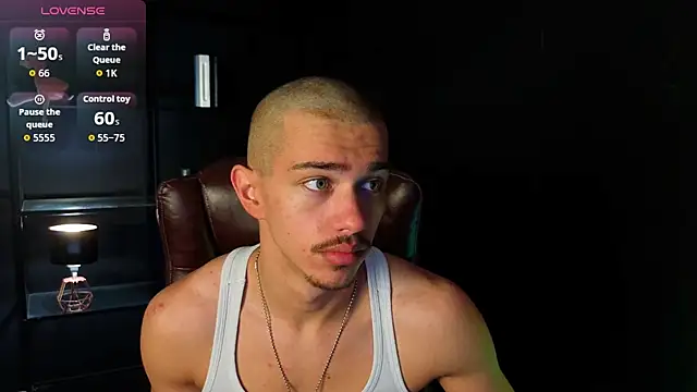 Snapshot of KaydenDrew chatting on 02-23-26, 05:27 KaydenDrew online show from 02-23-26, 05:27