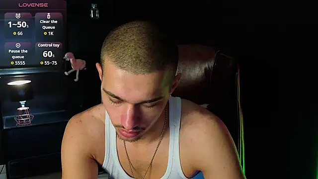 Snapshot of KaydenDrew chatting on 03-01-26, 04:58 KaydenDrew online show from 03-01-26, 04:58