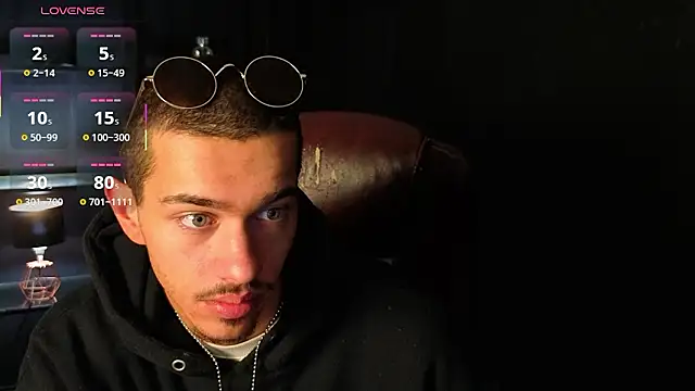 Snapshot of KaydenDrew chatting on 03-14-26, 05:35 KaydenDrew online show from 03-14-26, 05:35