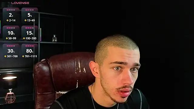 Snapshot of KaydenDrew chatting on 03-21-26, 05:12 KaydenDrew online show from 03-21-26, 05:12