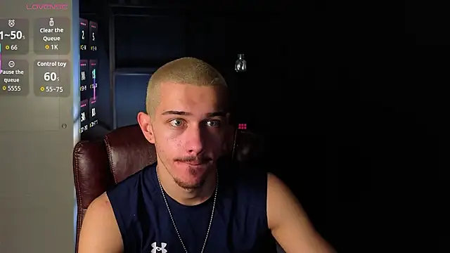 Snapshot of KaydenDrew chatting on 03-28-26, 05:40 KaydenDrew online show from 03-28-26, 05:40