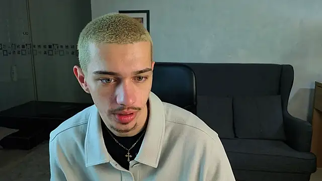 Snapshot of KaydenDrew chatting on 04-03-26, 03:04 KaydenDrew online show from 04-03-26, 03:04