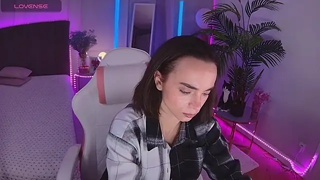 Dayana Foxy online show from 12-16-25, 11:48