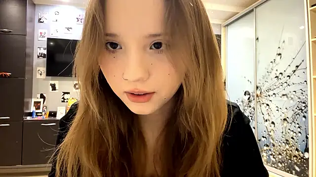 Snapshot of Princessofcashe chatting on 02-24-26, 03:43 Princessofcashe online show from 02-24-26, 03:43