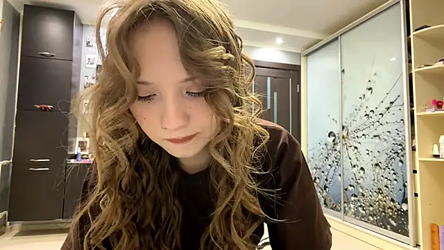 Snapshot of Princessofcashe chatting on 02-25-26, 03:10 Princessofcashe online show from 02-25-26, 03:10