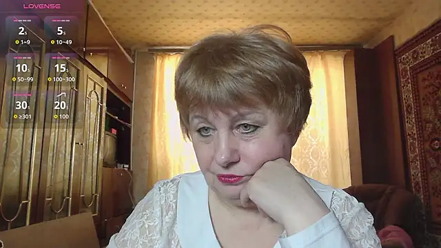 Snapshot of Casey_peach chatting on 03-07-26, 10:23 Casey peach online show from 03-07-26, 10:23