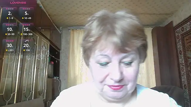 Snapshot of Casey_peach chatting on 03-08-26, 04:38 Casey peach online show from 03-08-26, 04:38