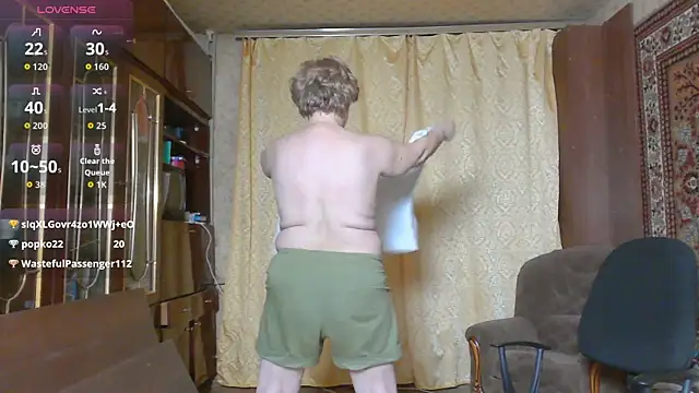 Snapshot of Casey_peach chatting on 03-28-26, 04:06 Casey peach online show from 03-28-26, 04:06