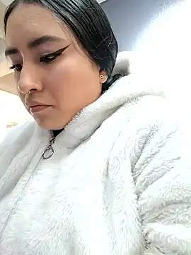 Snapshot of Venuz_Rivers_ chatting on 01-08-26, 01:13 Venuz Rivers online show from 01-08-26, 01:13