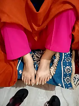 Snapshot of Sofia-111 chatting on 01-15-26, 05:05 Sofia-111 online show from 01-15-26, 05:05