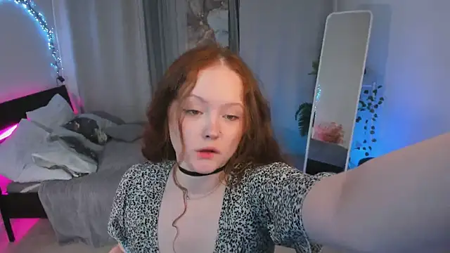 Snapshot of Yennefer__ chatting on 02-07-26, 02:43 Yennefer online show from 02-07-26, 02:43