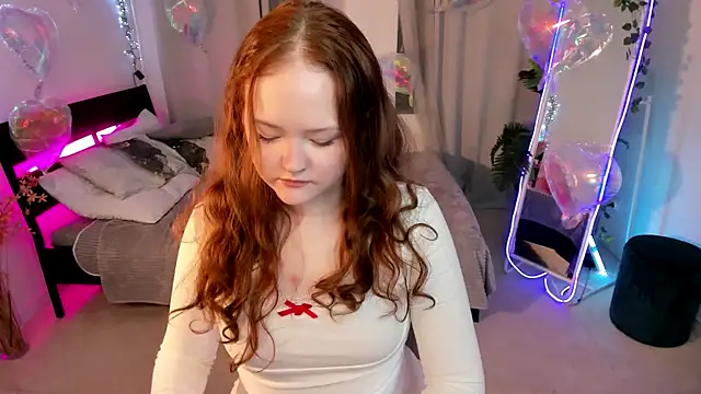 Snapshot of Yennefer__ chatting on 02-17-26, 10:23 Yennefer online show from 02-17-26, 10:23