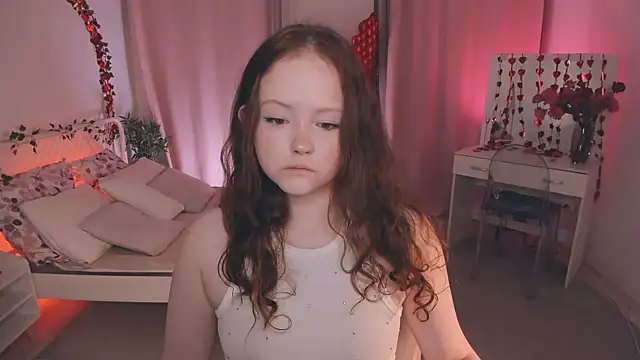 Snapshot of Yennefer__ chatting on 02-19-26, 03:30 Yennefer online show from 02-19-26, 03:30