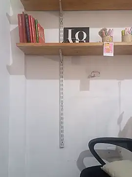 Snapshot of SofiEsteves chatting on 02-10-26, 06:23 SofiEsteves online show from 02-10-26, 06:23