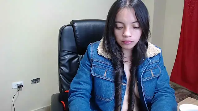 Snapshot of smith_celeste chatting on 03-14-25, 11:43 smith celeste online show from 03-14-25, 11:43