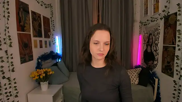 Ariadna Shy online show from 12-21-25, 09:55