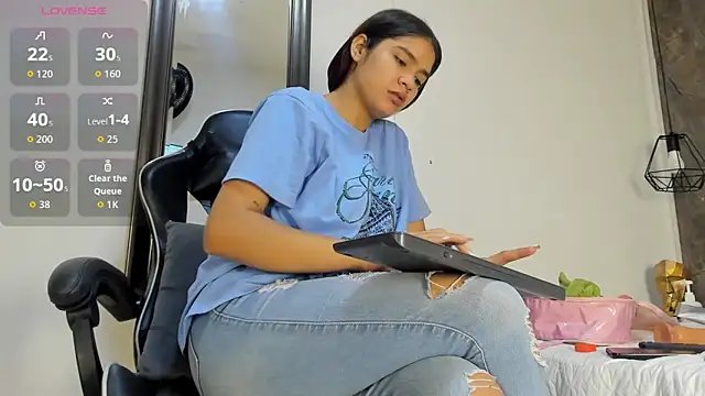 alina souvage  online show from 03-01-26, 06:32