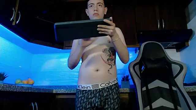 alex xhunter online show from 02-23-26, 07:22