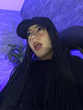 Odett Khast online show from 01-16-26, 05:44