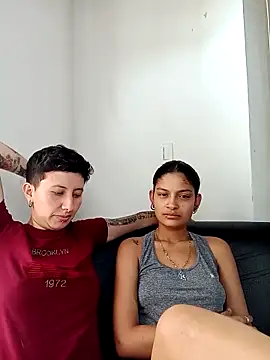 Snapshot of Mei_and_Gaby chatting on 01-05-26, 08:12 Mei and Gaby online show from 01-05-26, 08:12