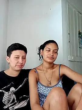 Snapshot of Mei_and_Gaby chatting on 01-08-26, 06:21 Mei and Gaby online show from 01-08-26, 06:21