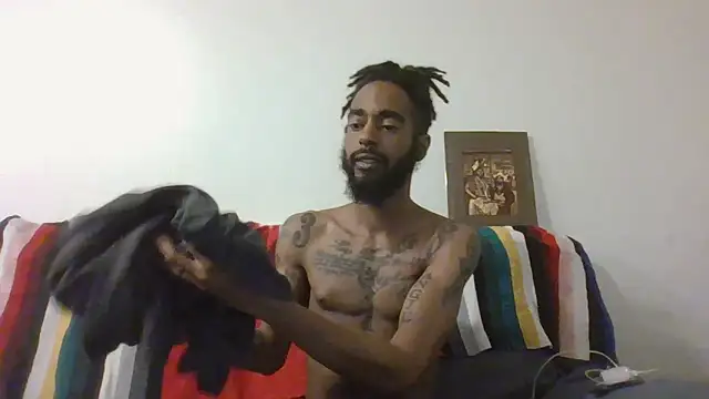 AverageAnt  online show from 02-18-26, 02:40