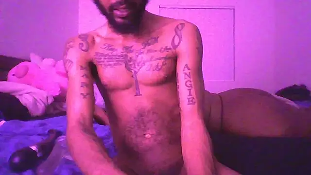 AverageAnt  online show from 03-02-26, 06:25