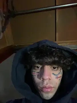 Snapshot of baby_young chatting on 12-17-25, 03:51 baby young online show from 12-17-25, 03:51