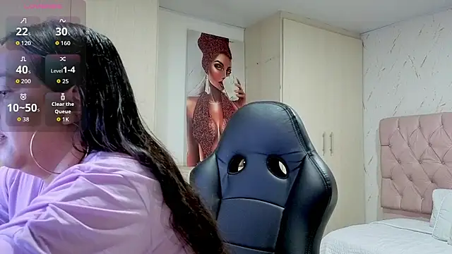 Snapshot of evelyn_harpeery chatting on 01-13-26, 10:31 evelyn harpeery online show from 01-13-26, 10:31