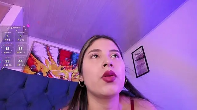 Snapshot of Violet_Blazee chatting on 01-14-26, 05:24 Violet Blazee online show from 01-14-26, 05:24