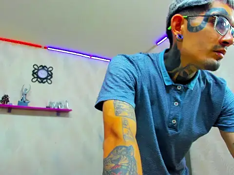 Boy tatto77 online show from 02-19-26, 06:37