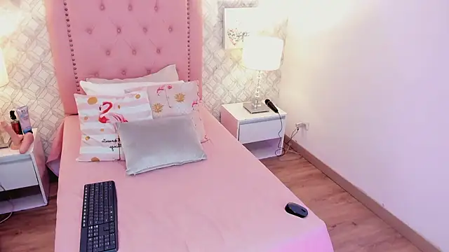 amber  ferrera online show from 02-03-26, 07:41