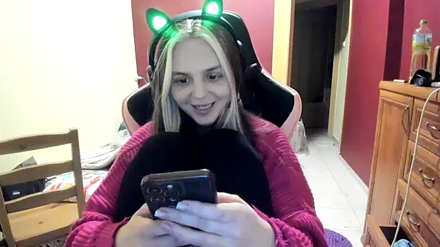 LunaAngell online show from 01-07-26, 09:17