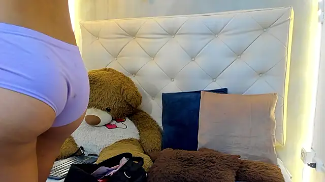 danna rivera0 online show from 01-09-26, 07:37