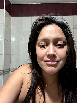 Snapshot of pilarlucky chatting on 12-19-25, 02:18 pilarlucky online show from 12-19-25, 02:18