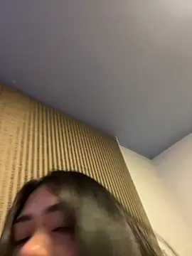 Snapshot of dolcc333 chatting on 12-18-25, 05:02 dolcc333 online show from 12-18-25, 05:02