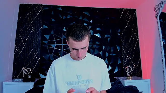 SpaceBoy1 online show from 02-13-26, 09:11