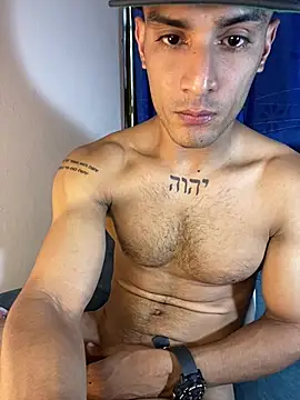 Maicol xxxx online show from 01-18-26, 08:34