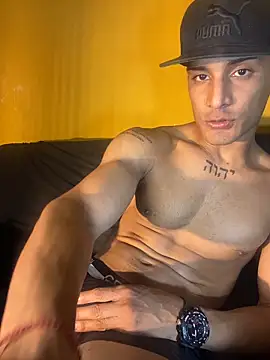 Maicol xxxx online show from 02-04-26, 11:38