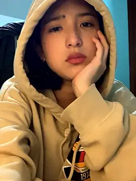 Snapshot of Alissa_Reed chatting on 01-11-26, 10:26 Alissa Reed online show from 01-11-26, 10:26