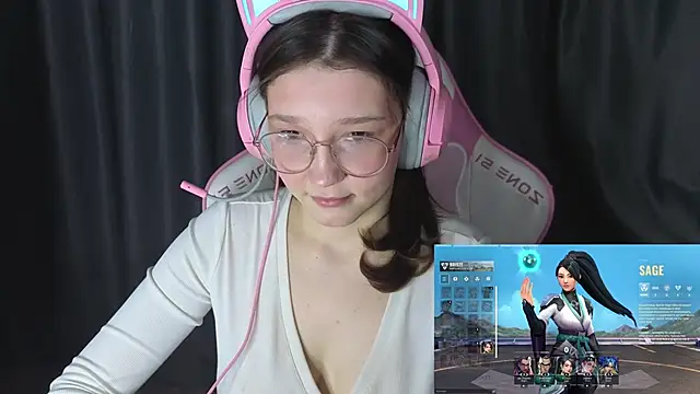 Pink-Aura- online show from 01-14-26, 06:24