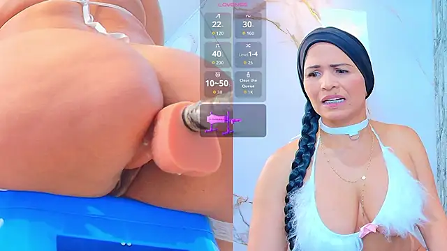 Snapshot of Isis_car0lina chatting on 02-23-26, 02:20 Isis car0lina online show from 02-23-26, 02:20