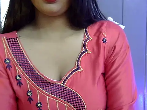 Snapshot of cute_Dirty_Diva chatting on 12-21-25, 05:25 cute Dirty Diva online show from 12-21-25, 05:25