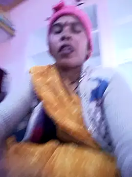 Snapshot of Rakhi_cut chatting on 12-22-25, 03:58 Rakhi cut online show from 12-22-25, 03:58