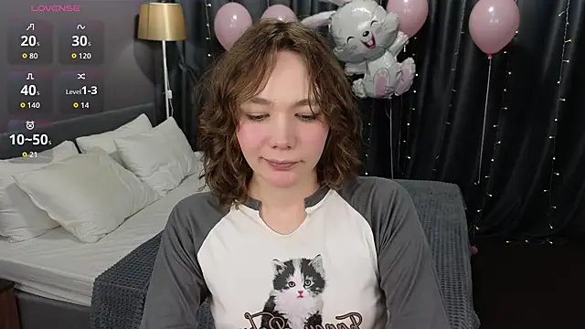 NovaEva  online show from 04-10-26, 12:05